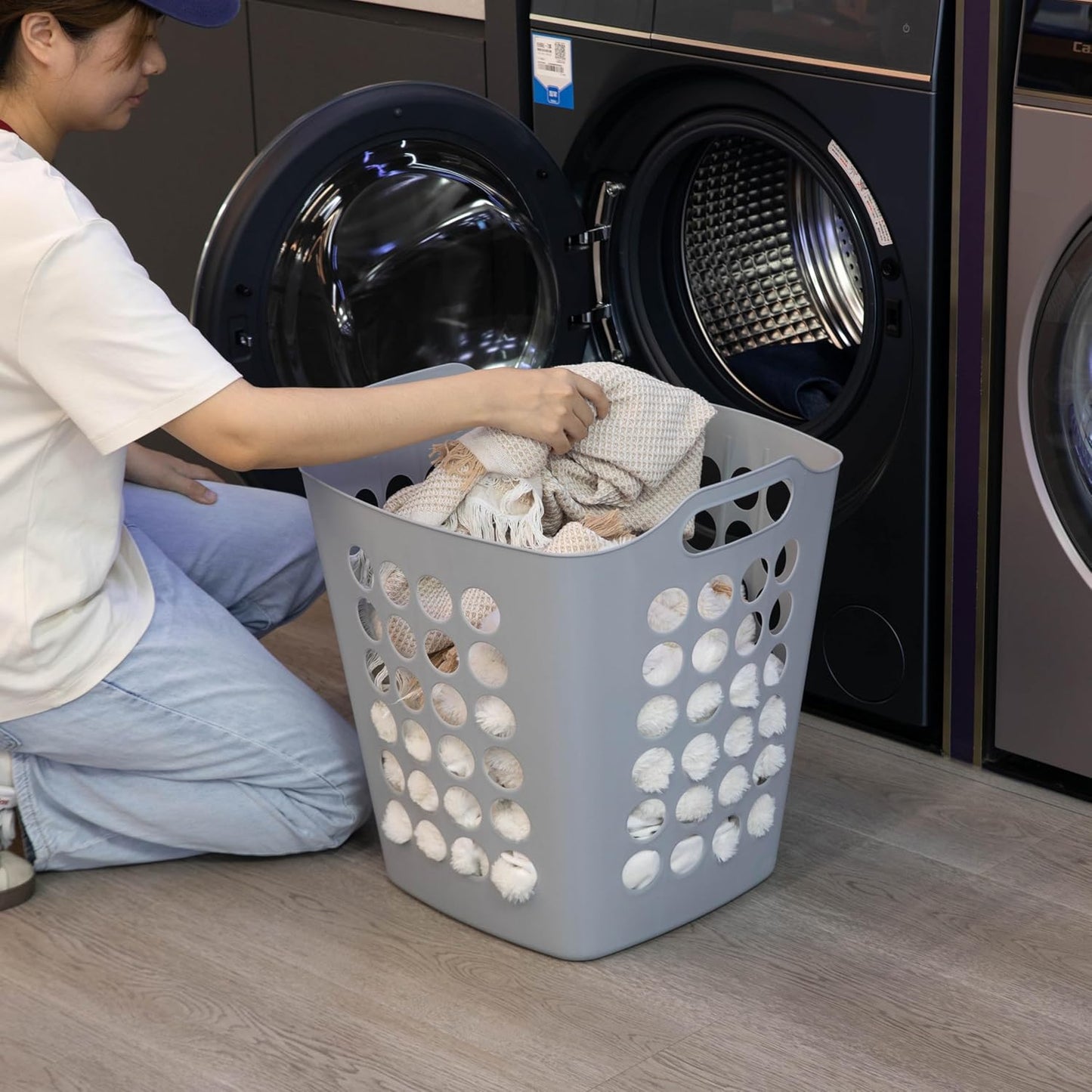 Flexible Plastic Laundry Basket - Square Storage Hamper (50L)